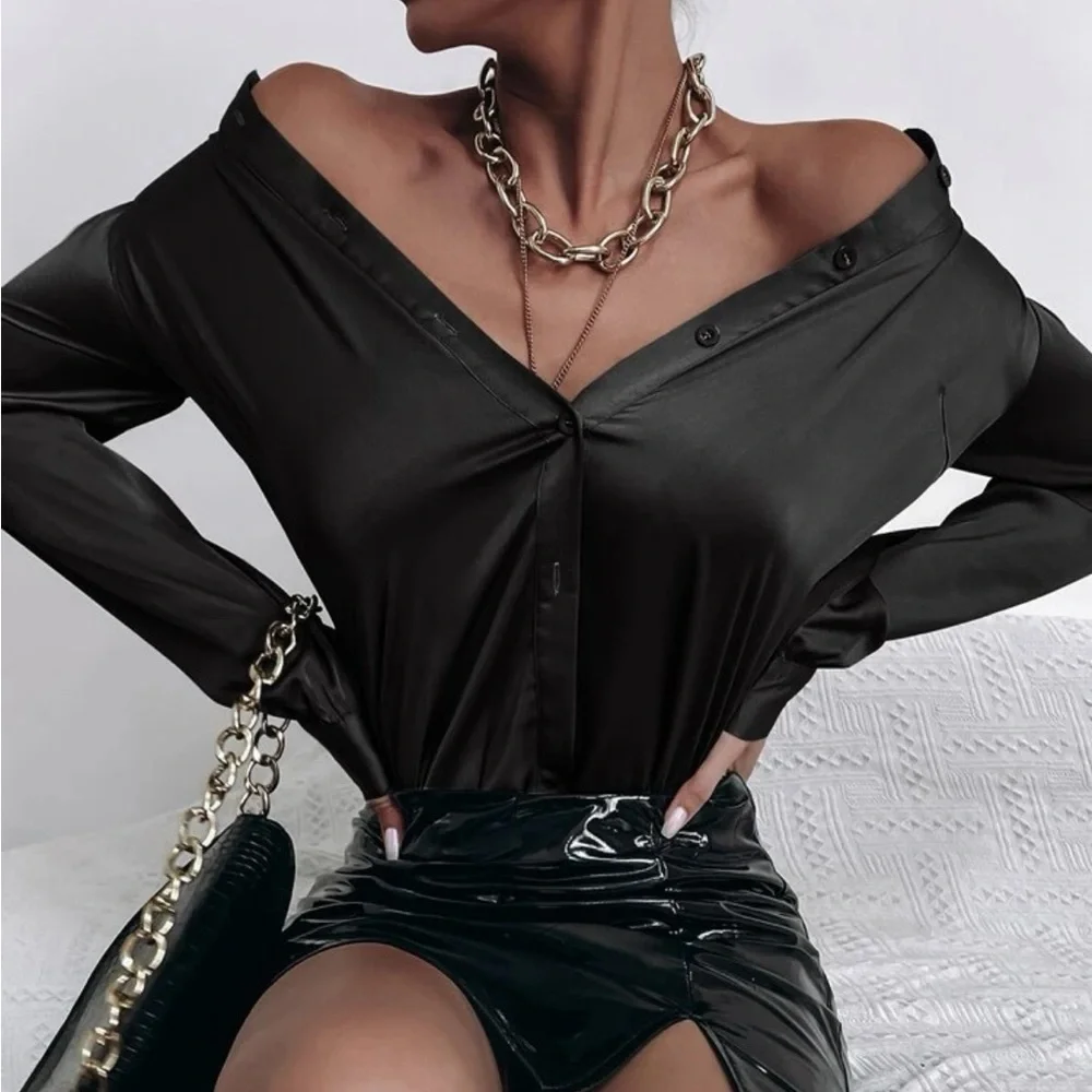 Luxe  green silky  button up boyfriend business casual satin top - Picture 12 of 16